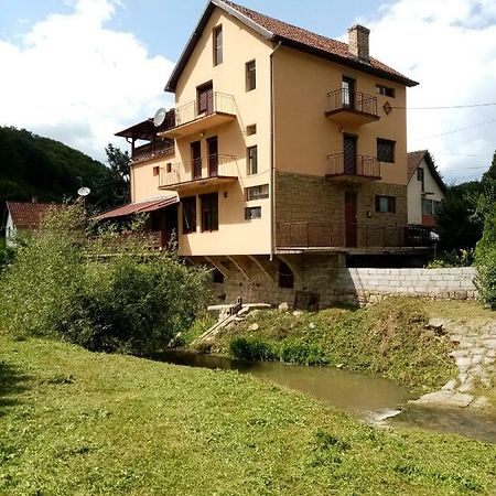 Guesthouse Smiljanic Slavkovica Экстерьер фото