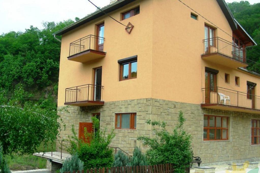 Guesthouse Smiljanic Slavkovica Экстерьер фото